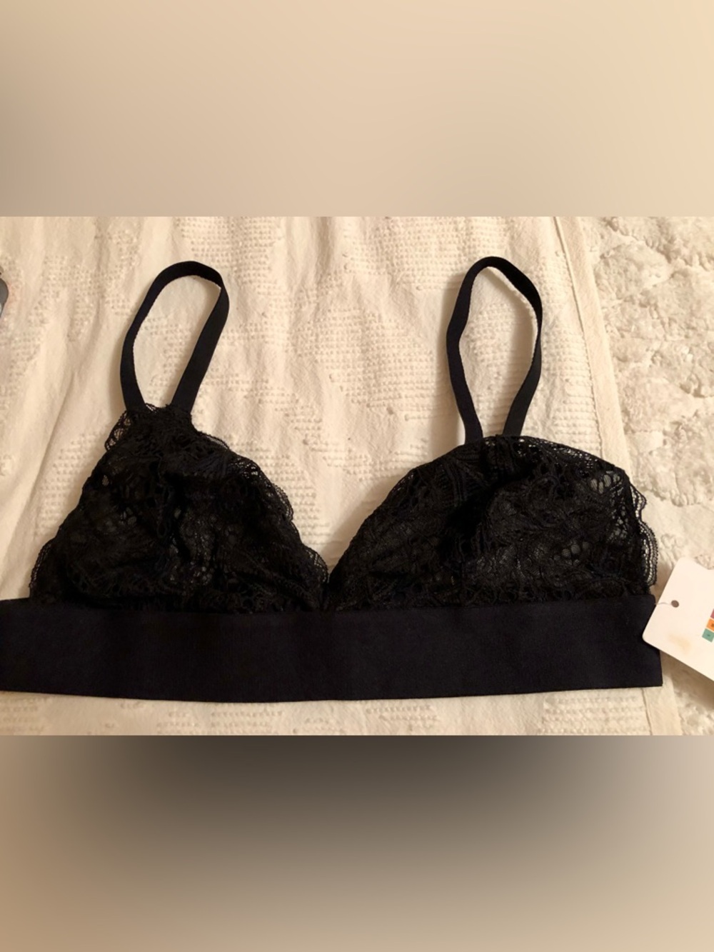 Lively Jet Black Floral Lace Bralette, Size Large, NWT